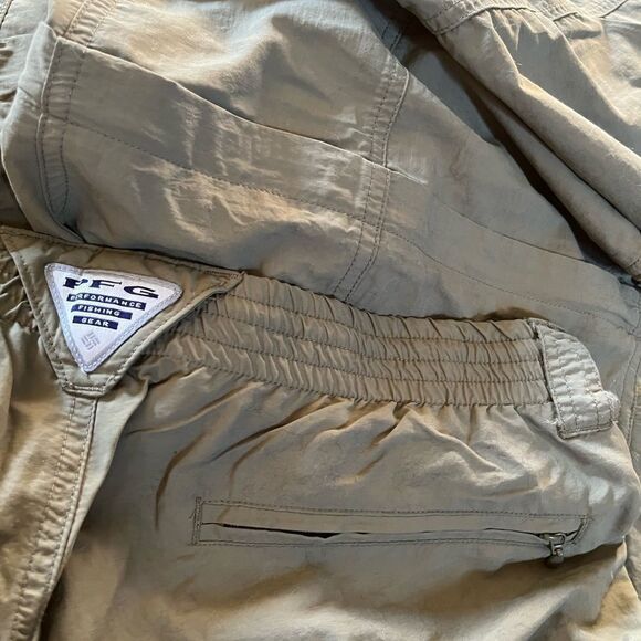 Columbia PFG Zip Off Cargo Pants - Picture 9 of 10